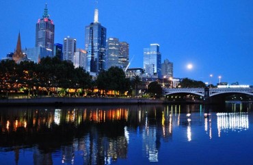 Melbourne Weather averages & monthly Temperatures ...