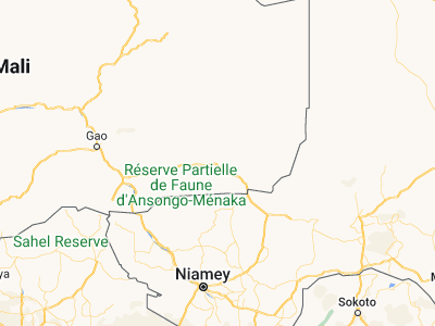 Map showing location of Ménaka (15.9182, 2.4022)