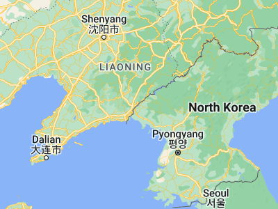 Map showing location of Ŭiju (40.19944, 124.53167)