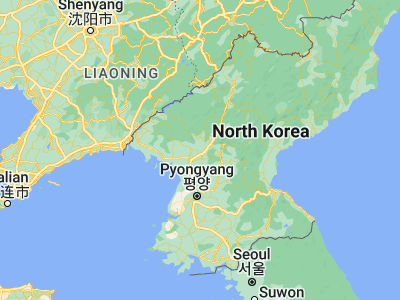 Map showing location of Yŏngbyŏn (39.81333, 125.80417)