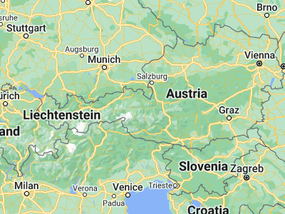Map showing location of Zell am See (47.32556, 12.79444)